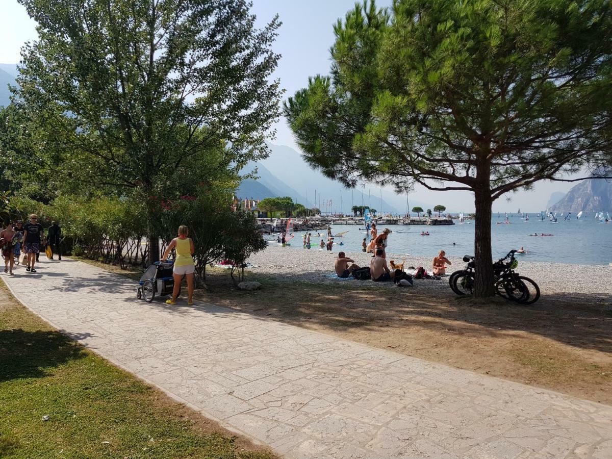 Torbole Lake Front Torbole Sul Garda Exterior photo